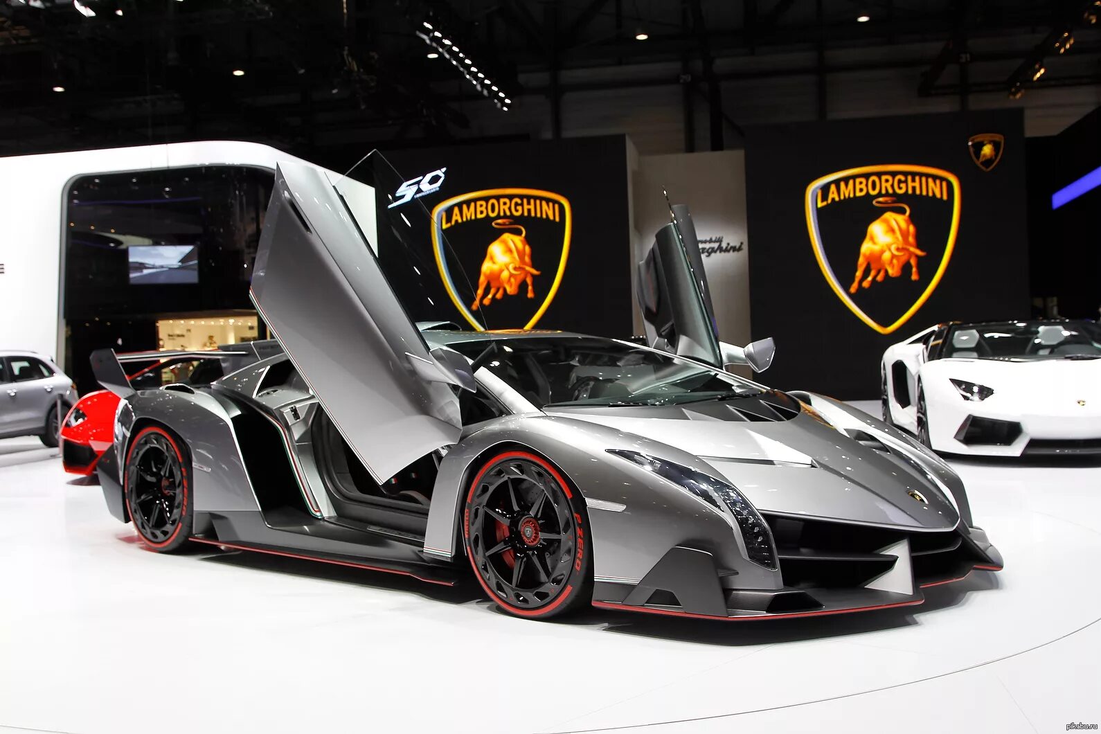 Сегодня ищу для покупки Lamborghini Huracan на прошивке sport+ с небольшим пробе