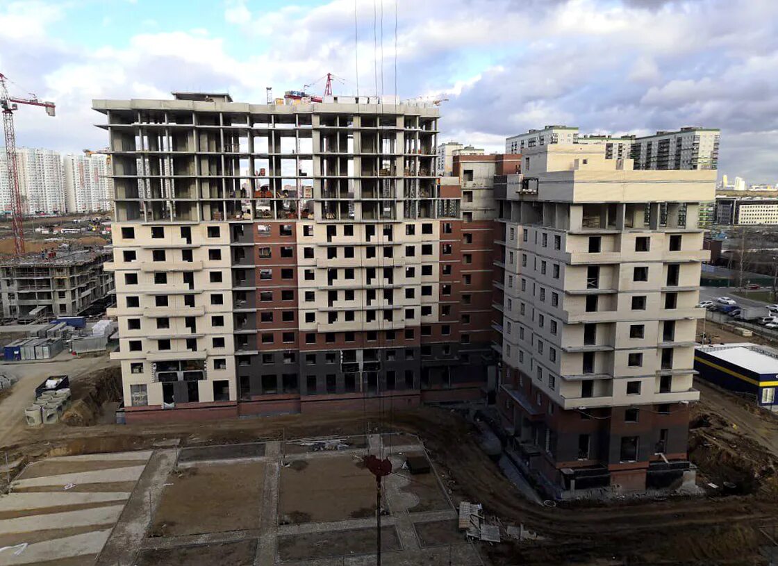 Строится 6