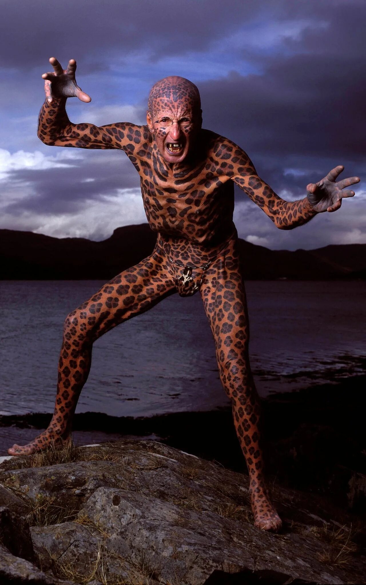 Лаки Даймонд Рич леопард. Том леппард самый татуированный в мире человек.