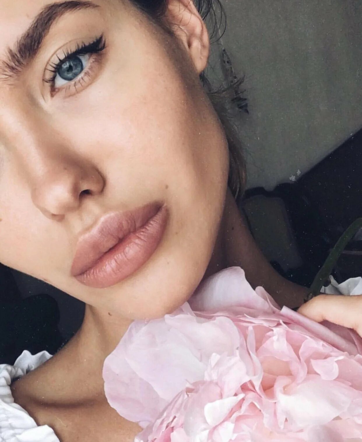 Форма губ бант. Алина есипова. красивая форма губ. увеличенные губы красивые. девушки с неувеличенными губами.