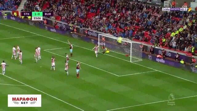 Burnley футбольная команда. Кркич сток сити. Football score portugal score 5:0. Бернли город. Матч бернли.