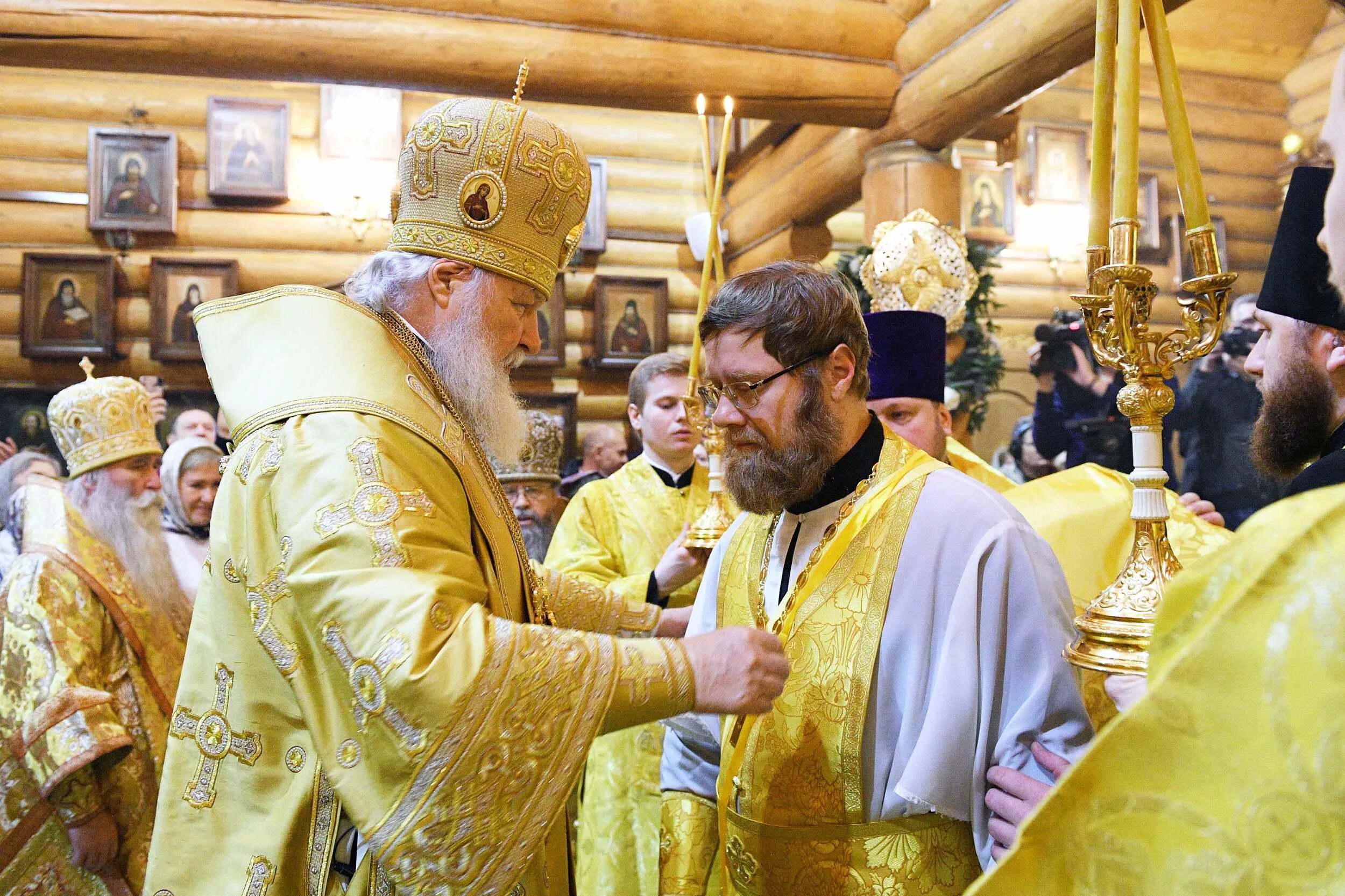 Рождество храм отцев киево печерских в черемушках. Храм киево печерских отцов в черемушках. Храм часовня смоленских святых киево-печерских. Храм старцев киево печерских в черемушках. Храм киево печерских отцов в черемушках.