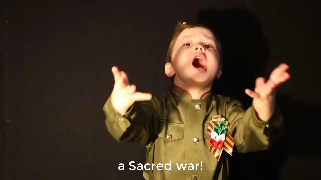 песня вставай огромная поет мальчик. вставай страна огромная арслан сибгатуллин. песня вставай огромная поет мальчик. мальчик узбек поет 4 года. малыш поет вставай страна огромная.