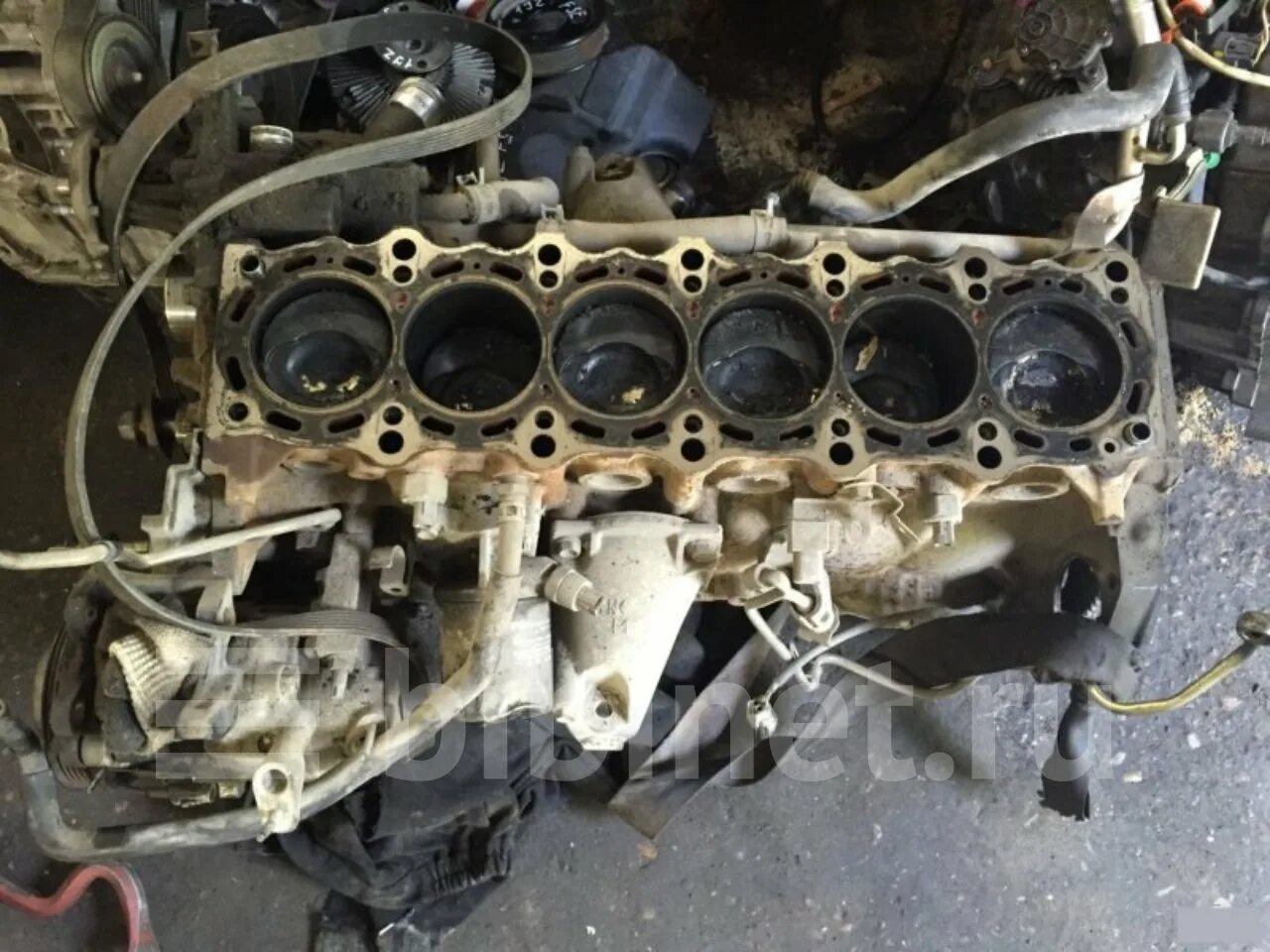 Блок двигателя 1jz. Блок цилиндров 1jz. блок цилиндров 2 jz fse. блок 1jz fse. гбц 1jz fse.