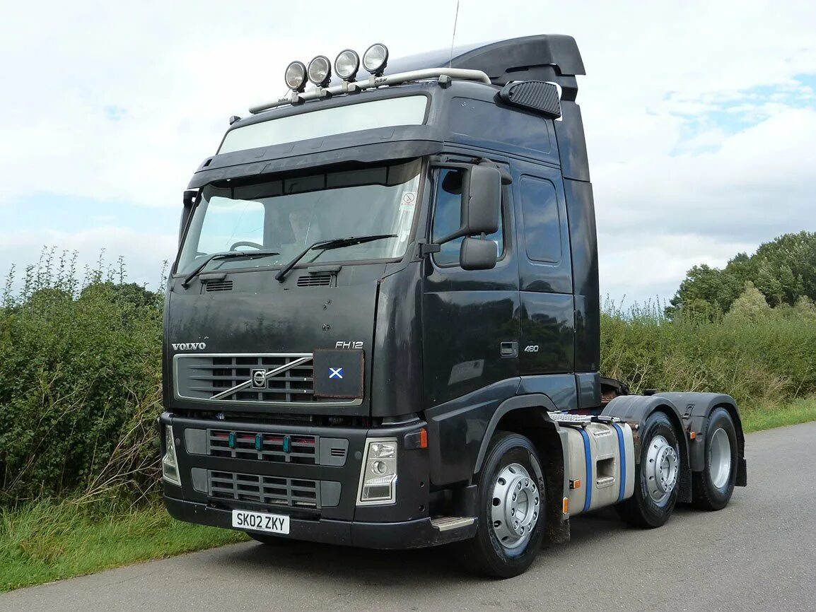 Авито volvo fh. Тягач Volvo fh12. Volvo fh12 6x2. Тягач Вольво fh12. Вольво FH 6х2.