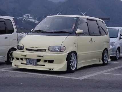Nissan serena c23