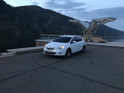 Автомобиль набережная