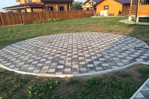 Площадка выложена