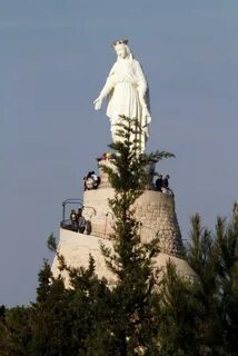 Статуя богородицы в индийском океане
