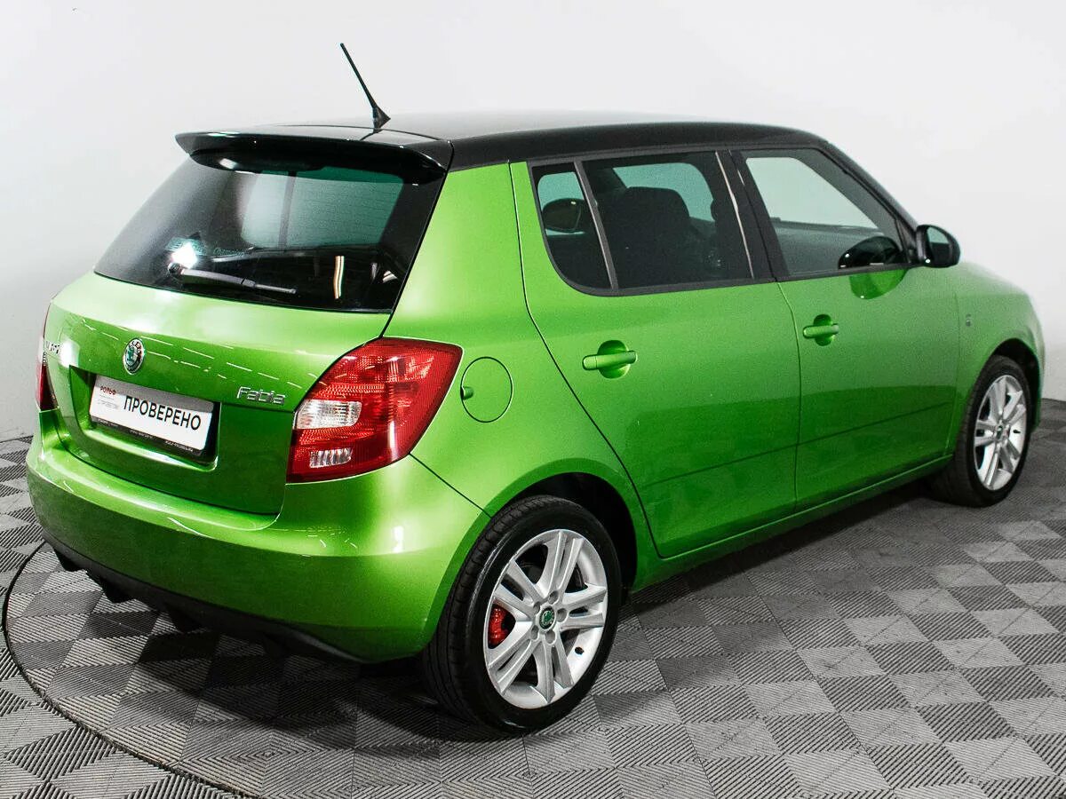 Купить шкоду фабию москва. Skoda Fabia 2 RS. Skoda Fabia RS 2012. Шкода Фабия 2 РС. Шкода Фабия 2 2012.