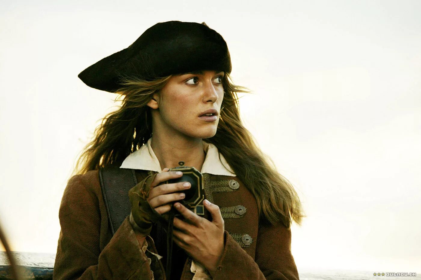 дейви джонс и калипсо. Taylor violin davis. кира найтли пираты карибского моря проклятие черной жемчужины. пираты карибского моря девушка джека воробья. пираты карибского моря капитан анжелика.