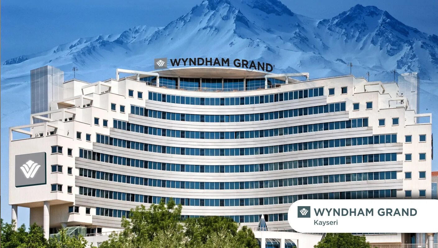 Виндом сочи отель. Wyndham отель Сочи. Wyndham Grand Kayseri. Wyndham Grand Kayseri 5*. Wyndham Grand Residence logo.