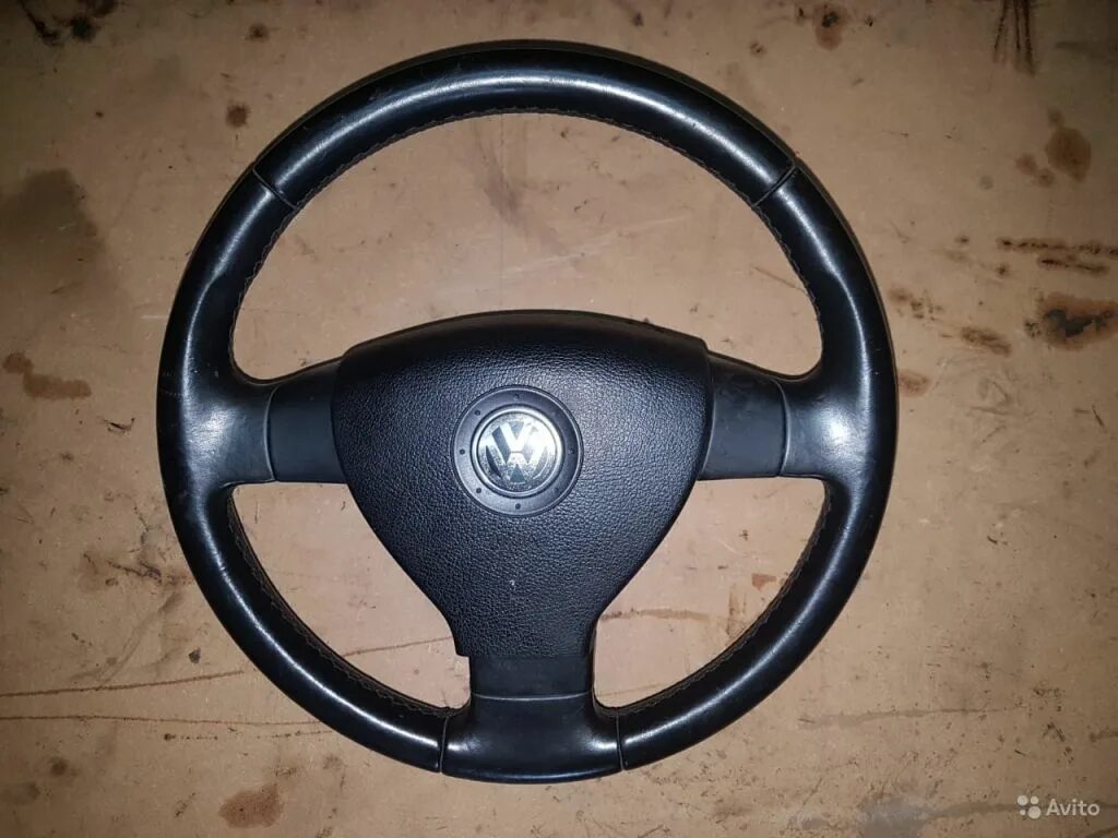 Руль wv passat b6. Руль б6. Руль passat b6. Руль б6. Пассат б6 2012 руль.