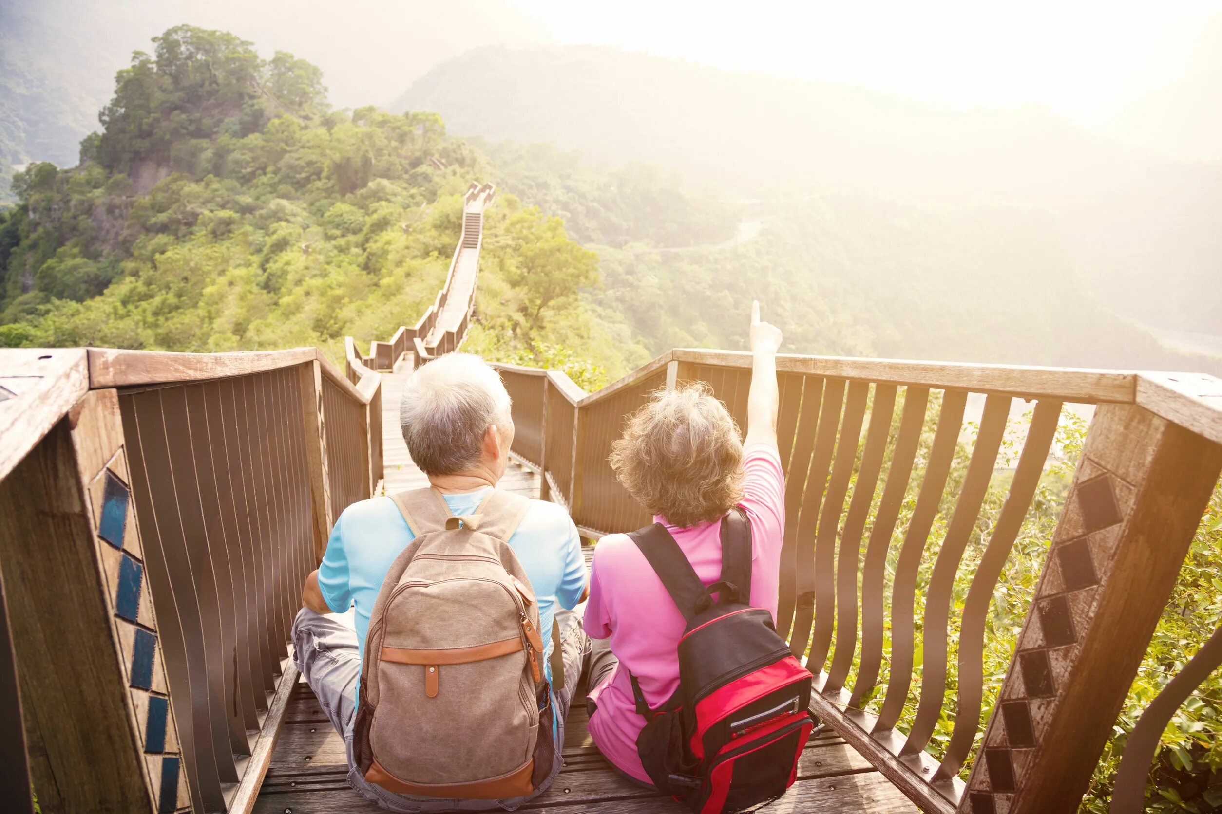 We were traveling. Пожилые на горе. Elderly people travelling. Old couple traveling. Travel old woman.