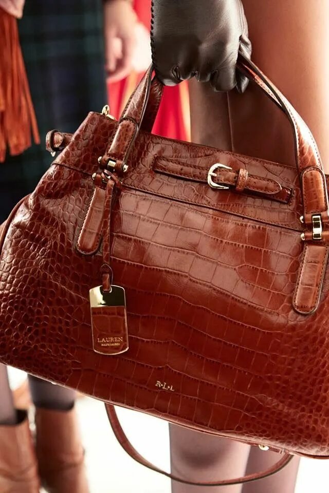 Стильные женские сумочки. Fashion leather сумки. Fashion leather сумки. Fashion leather сумки. Campomaggi teodorano.