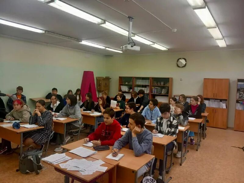 Школа 218 москва. Дмитровское шоссе школа 218. 218 школа фрунзенского. Школа 218 вучетича 6. Школа 218 фрунзенского района санкт-петербурга.