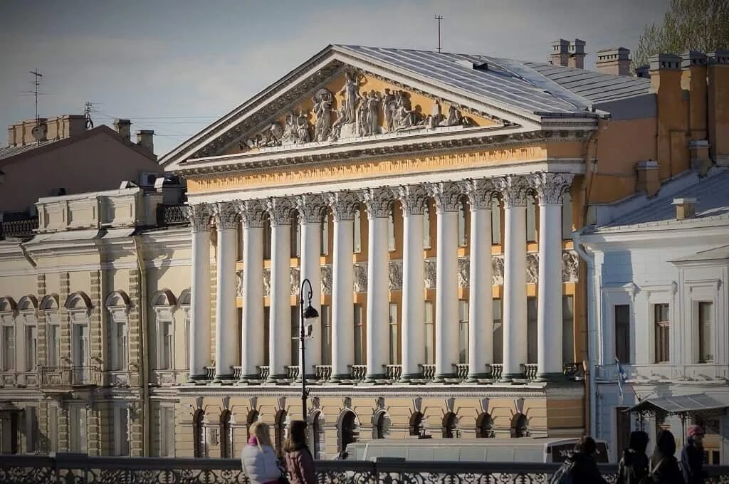 Музеи посетить санкт петербурга. Румянцевский музей в санкт-петербурге. музей особняк румянцева в санкт-петербурге. музей в особняке румянцева спб. дворец румянцева на английской набережной.