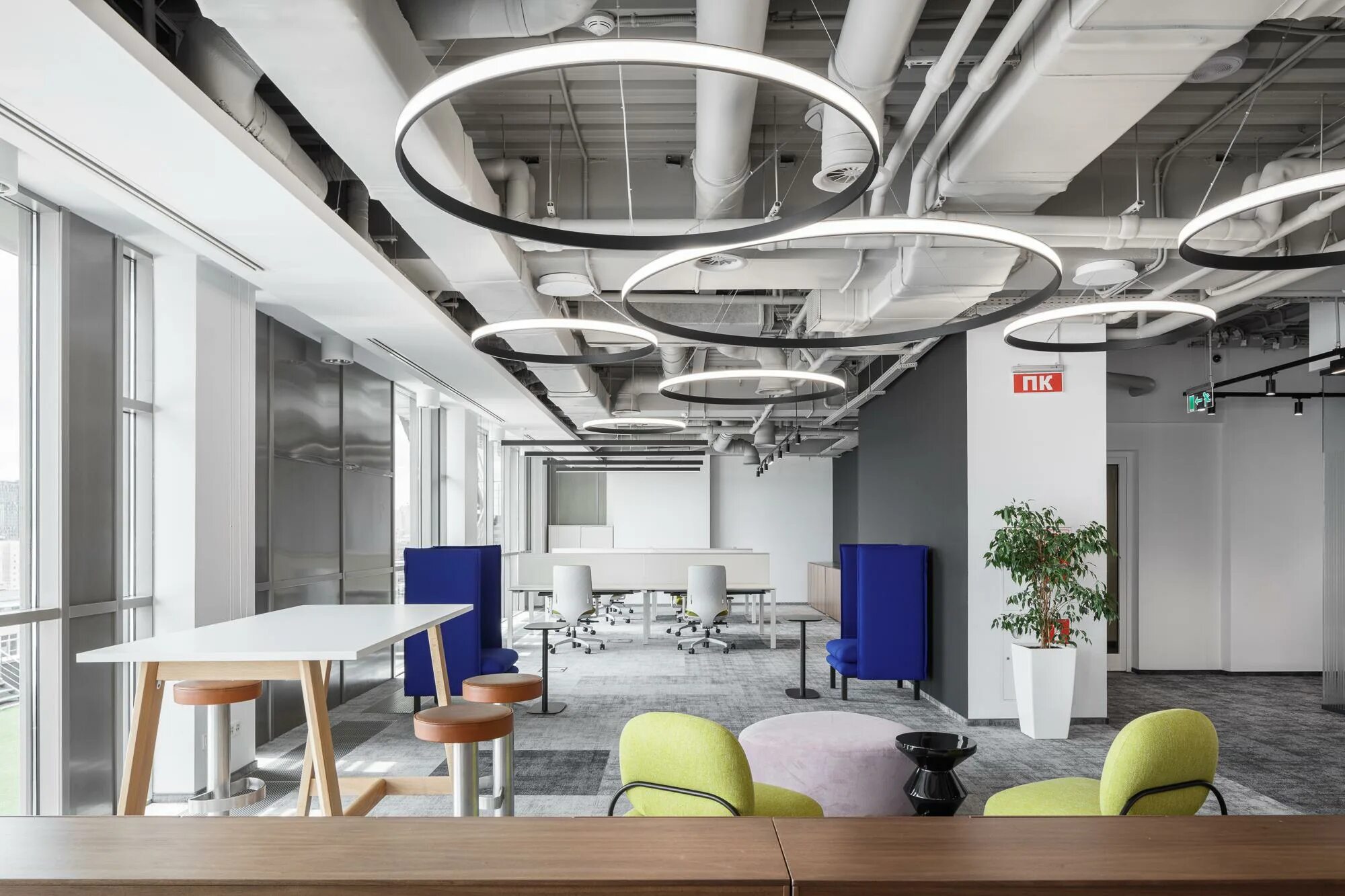 Офис вкусно и точка. Вкусно и точка в москве тц. Офис вкусно и точка. Офис вкусно и точка. Офис вкусно и точка.