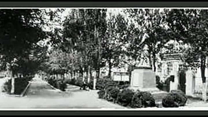 Хасавюрт центр города. Хасавюрт старые фотографии. Слобода хасавюрт. Фото старого хасавюрта. Поезда вокзал хасавюрта.