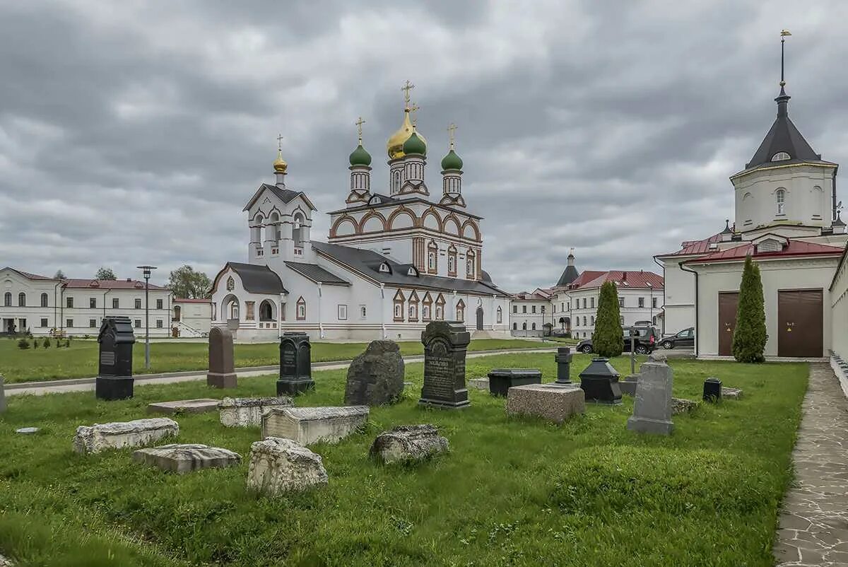 Монастырь Сергия Радонежского Варницы. Сергиев Варницкий монастырь. Троицкий Варницкий монастырь. Троице Сергиев Варницкий монастырь в Ростове Великом.