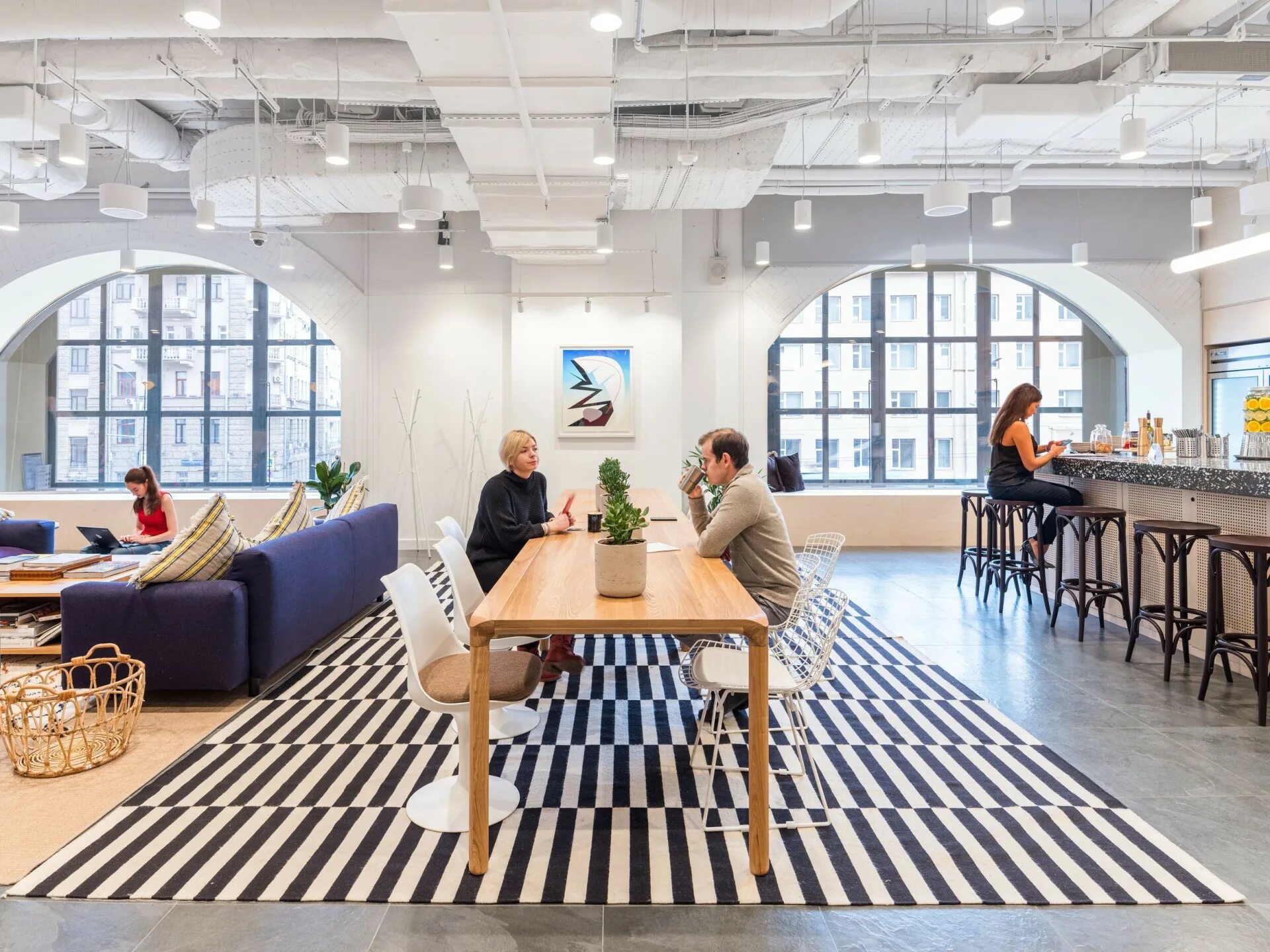 Коворкинг wework. Wework белая площадь. Wework савин. Адам виворк. Виворк коворкинг.