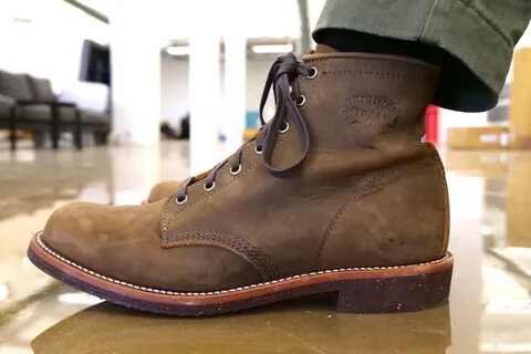 Service boots