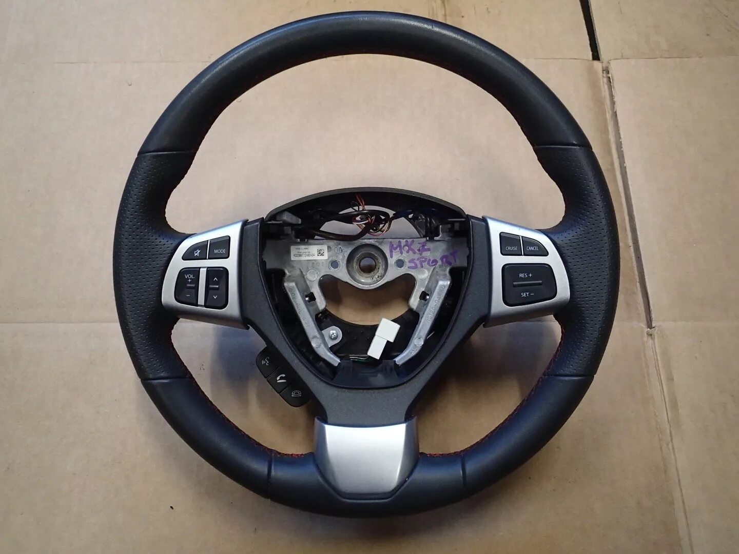 Руль свифт. Руль сузуки свифт. руль сузуки гранд витара. руль swift gti. руль suzuki swift sport.
