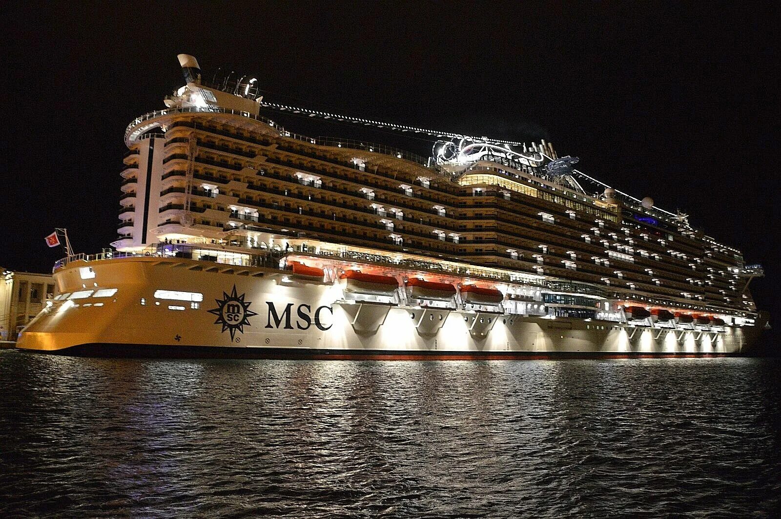 Msc местоположение. Круиз msc seaview. msc seaside 5*. msc splendida. msc world europa.