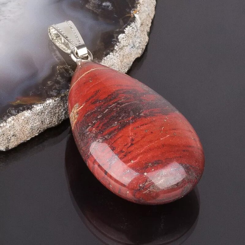 яшма африканская камень. кулон яшма 750. яшма мукаит кулон. змеиная яшма камень. подвеска мужская из яшмы.