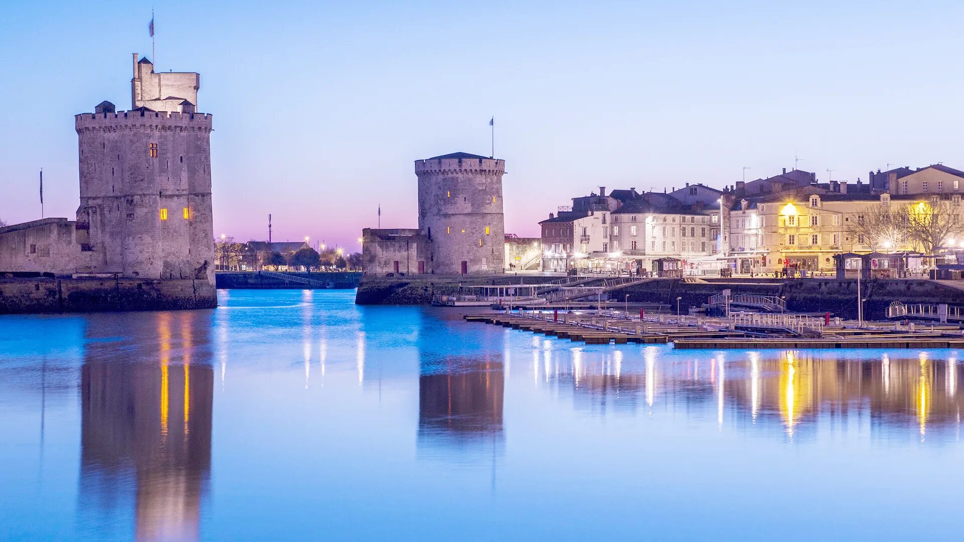 La rochelle франция. Ля-рошель франция. Ля-рошель франция. Город ля. Ла-рошель франция лорьян.