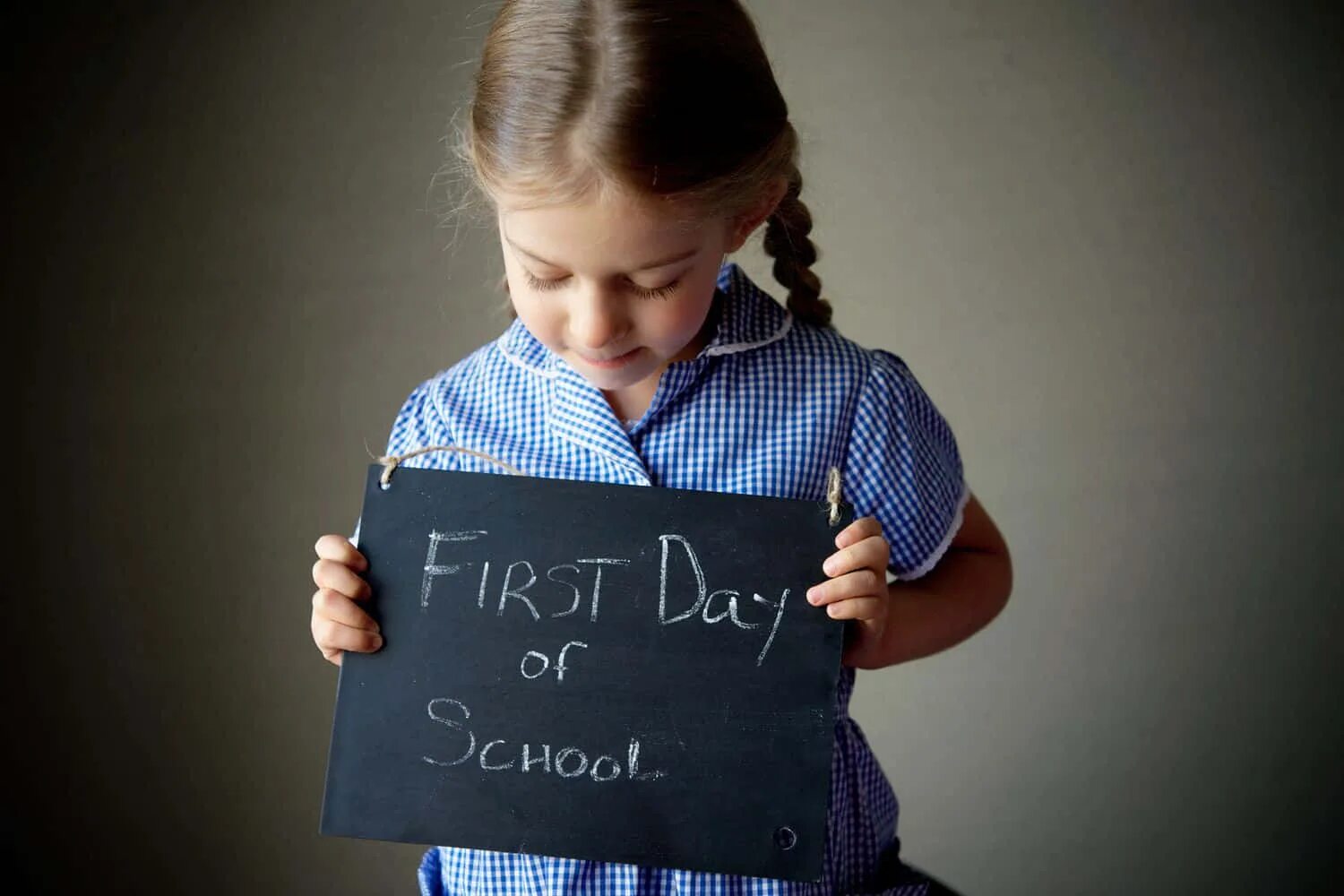 This school year we. Школьные дни. First Day at School для детей. Start School картинка. Мой первый день в школе.