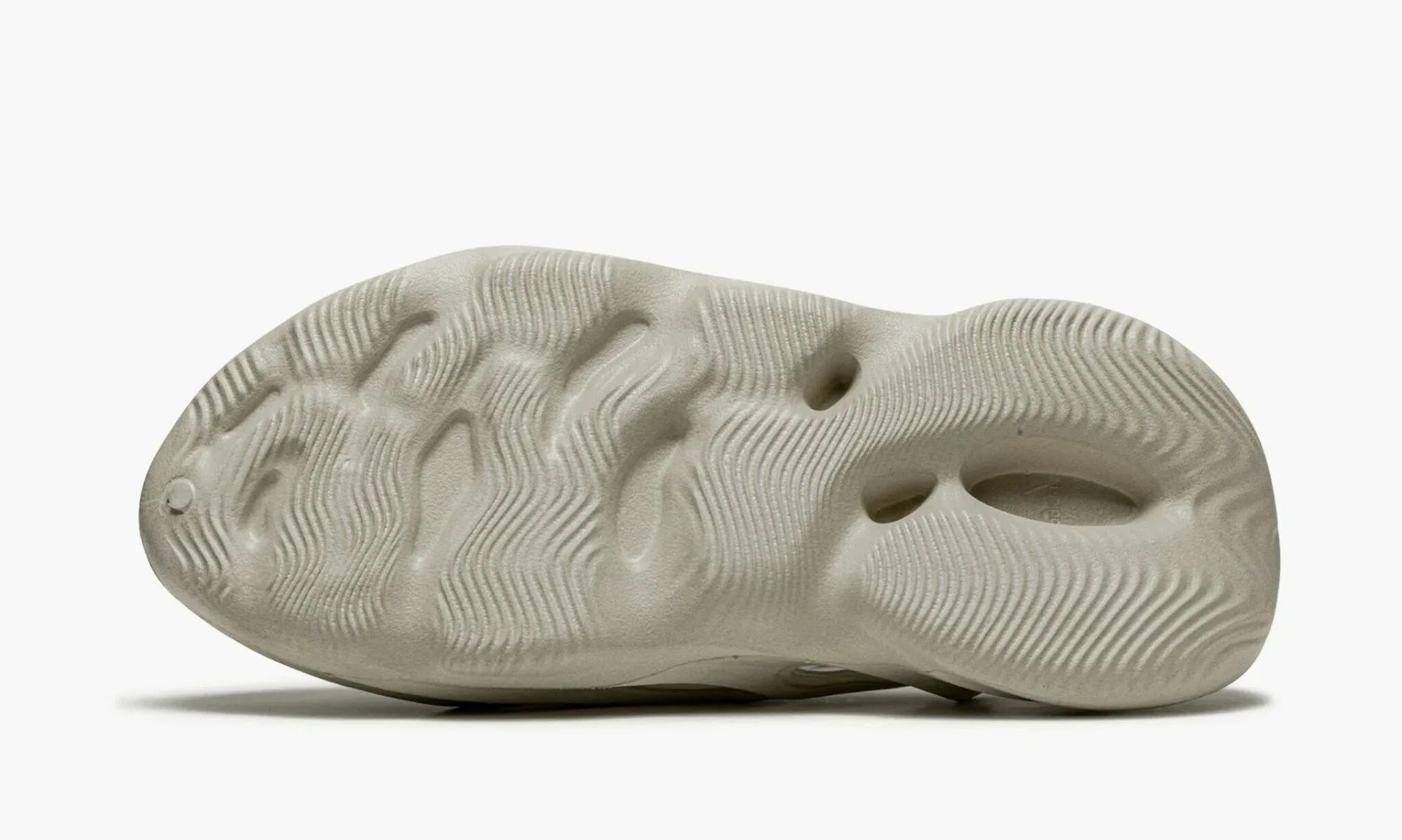 Adidas yeezy foam runner. Adidas yeezy foam runner. Кроссовки adidas yeezy foam runner. Кроссовки adidas yeezy foam runner. Adidas yeezy foam runner мужские.