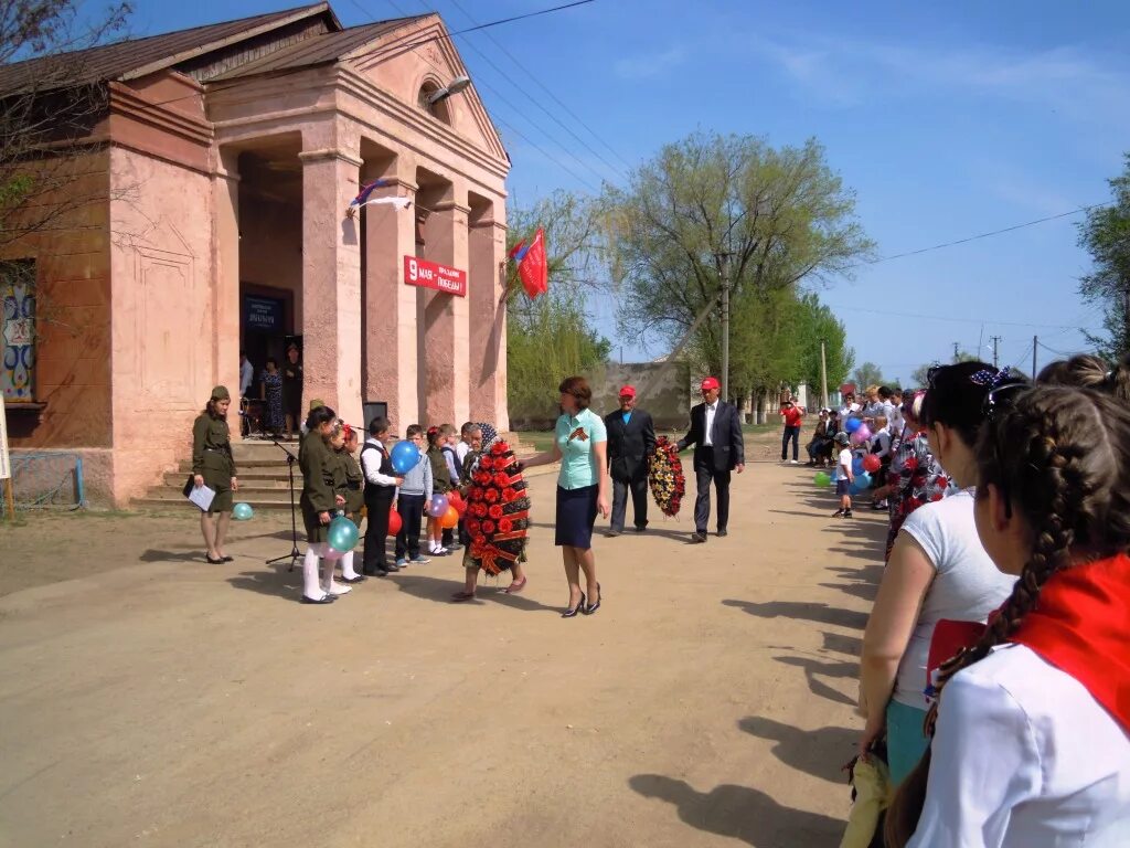 Сколько в новоузенске. Город Новоузенск Саратовской области. Новоузенск 2010. Новоузенск 2008. Новоузенск население.