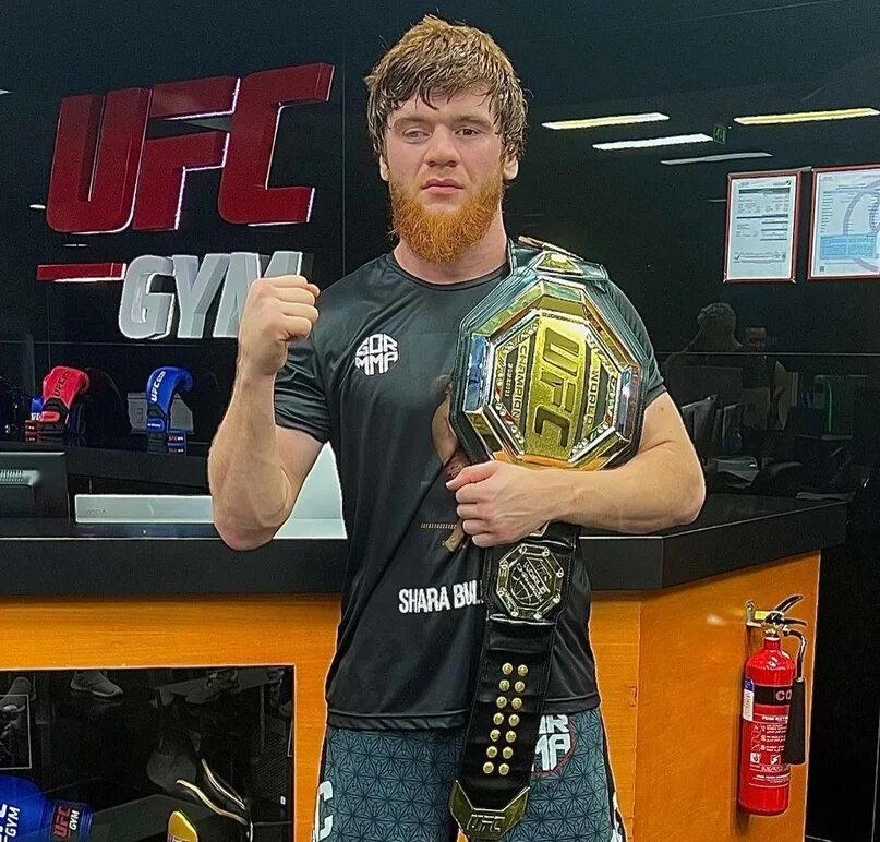 Боец юфс шарапудин магомедов. Шарабутдин магомедов ufc. Шарабутдин буллет. Шарапутдин буллет магомедов. Боец мма шарабутдин магомедов.