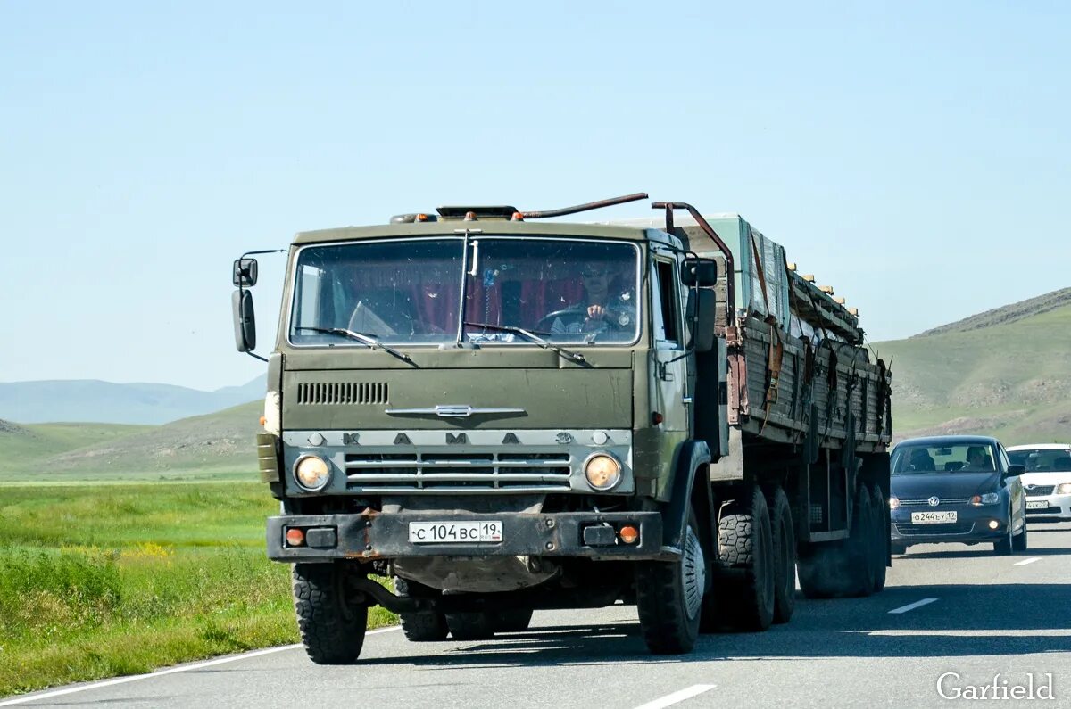 Камаз абакан. Камаз самосвал 55. Kamaz# 864180. Дтп в ширинском село шира. Камаз 65226 тягач.