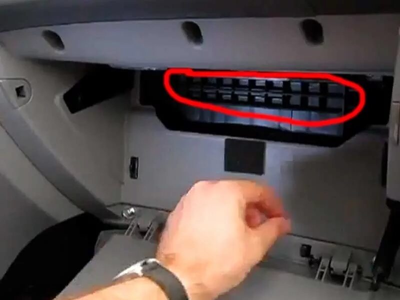 Кия спектра фильтр печки. Салонный фильтр ниссан террано 2018. Салонный фильтр лада веста св кросс 1. Салонный фильтр тойота пассо. Салонный фильтр hyundai santa fe classic.