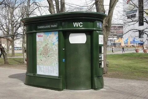 Камера в биотуалете парка