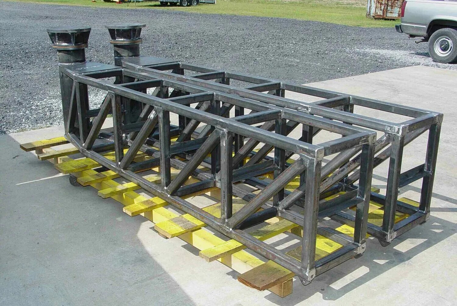 Необычные металлические конструкции. Изготовим конструкции. Сварные строительные конструкции. Нестандартные металлоконструкции. Металлические конструкции в строительстве.