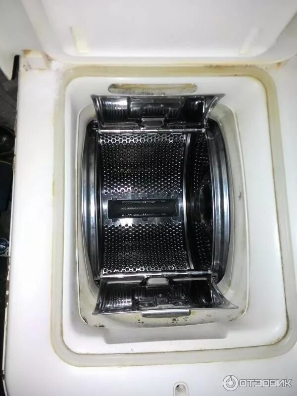 Отзыв о Стиральная машина Whirlpool AWE 2214/1 Теперь вещи точно не упадут из ба