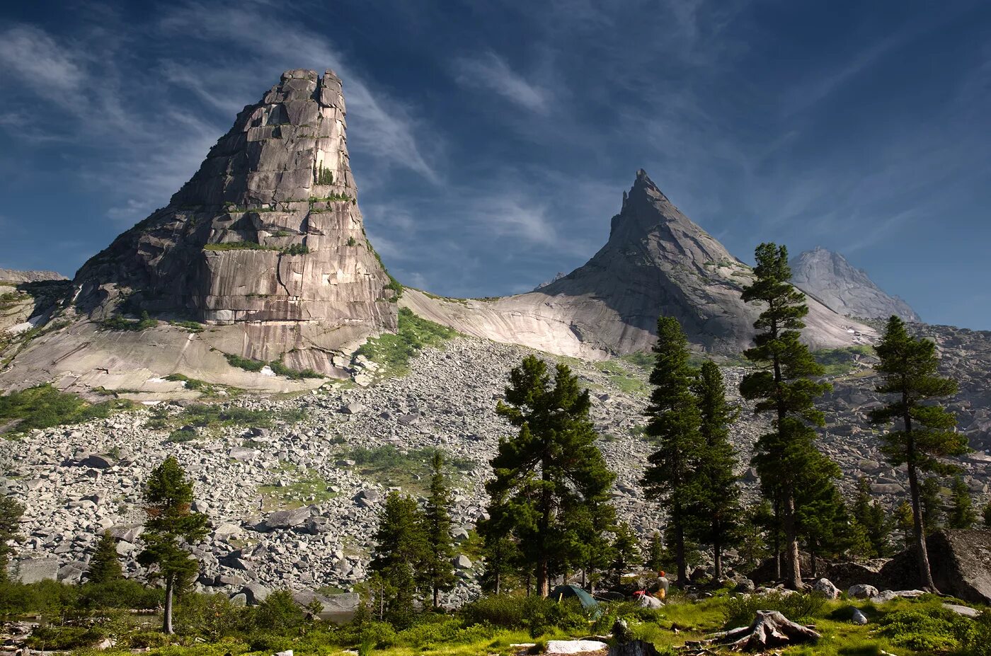 Строго гора. Природный парк ергаки, западные саяны, гора парабола. парк ергаки парабола. гора парабола ергаки. природный парк ергаки, саяны..