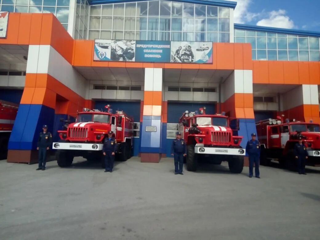 Пожары в пожарных депо. Пожарная часть 1 Ижевск. Пожарная машина 202 депо. Пожарное депо проект. Отдельный пост пожарной части.