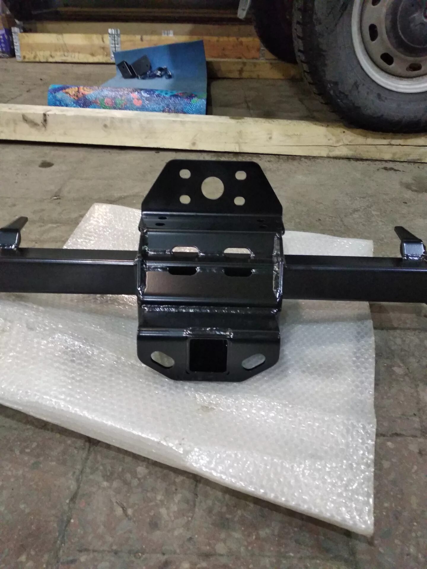 Фаркоп camry 40. Задний фаркоп. Фаркоп дзк на кайрон. Задний фаркоп. Задний фаркоп.