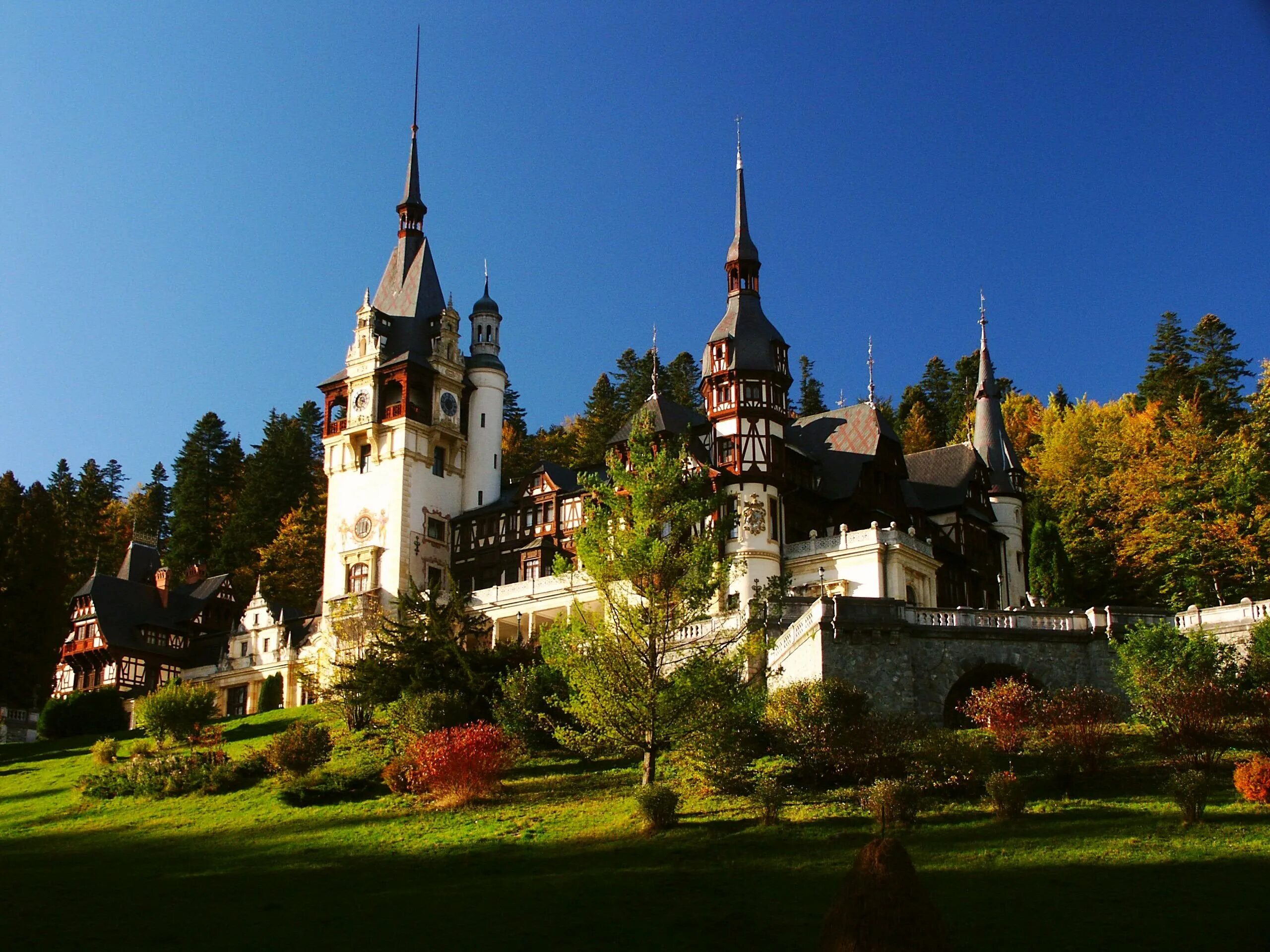 Замок Пелеш Румыния. Замок Пелеш, Синая, Румыния. Замок Пелеш Трансильвания.