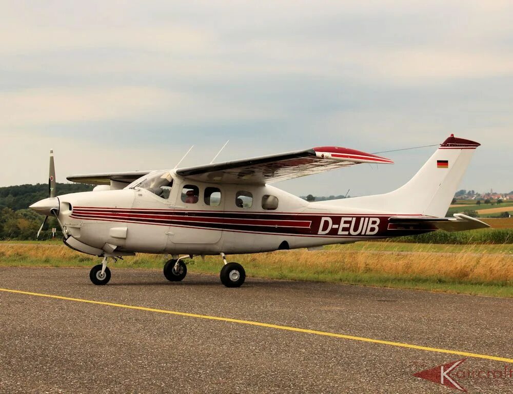 N 210. Cessna p210n. cessna 210n. cessna 210. самолет cessna 210.