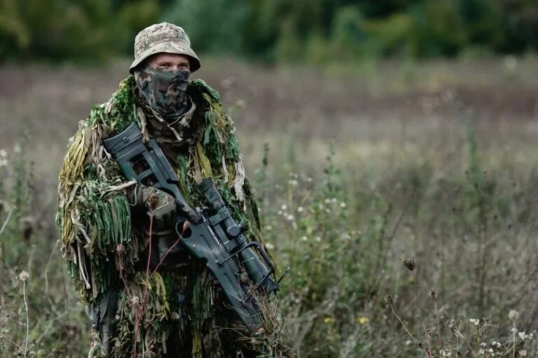 леший певец. маскхалат леший спецназ. вячеслав дмитриевич корнеев. вячеслав дмитриевич корнеев леший. леший фильм 1997.