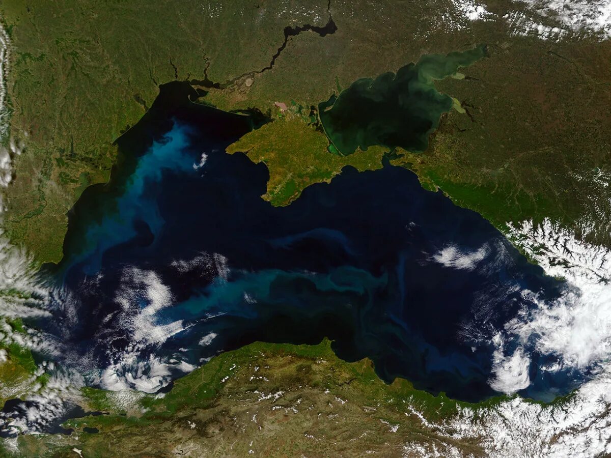 Океан в реальном времени. Черное море снимок со спутника. Черное море снимок с космоса. Черное море карта Спутник. Акватория черного моря.