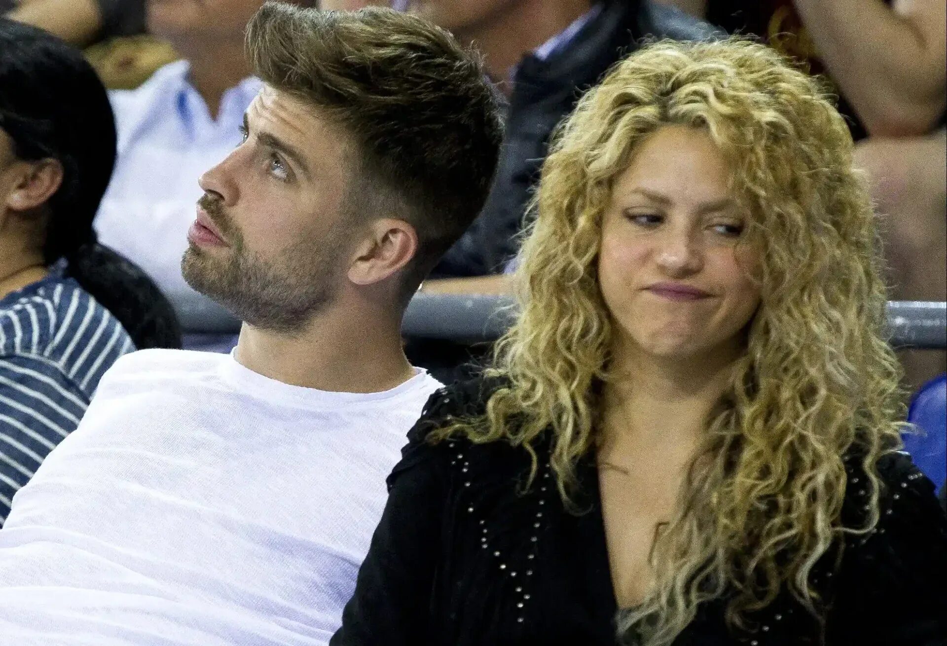 Shakira name was chosen by her father. Shakira name was chosen by her father. Нидии дель кармэн торрадо. Shakira name was chosen by her father. Shakira 1995.