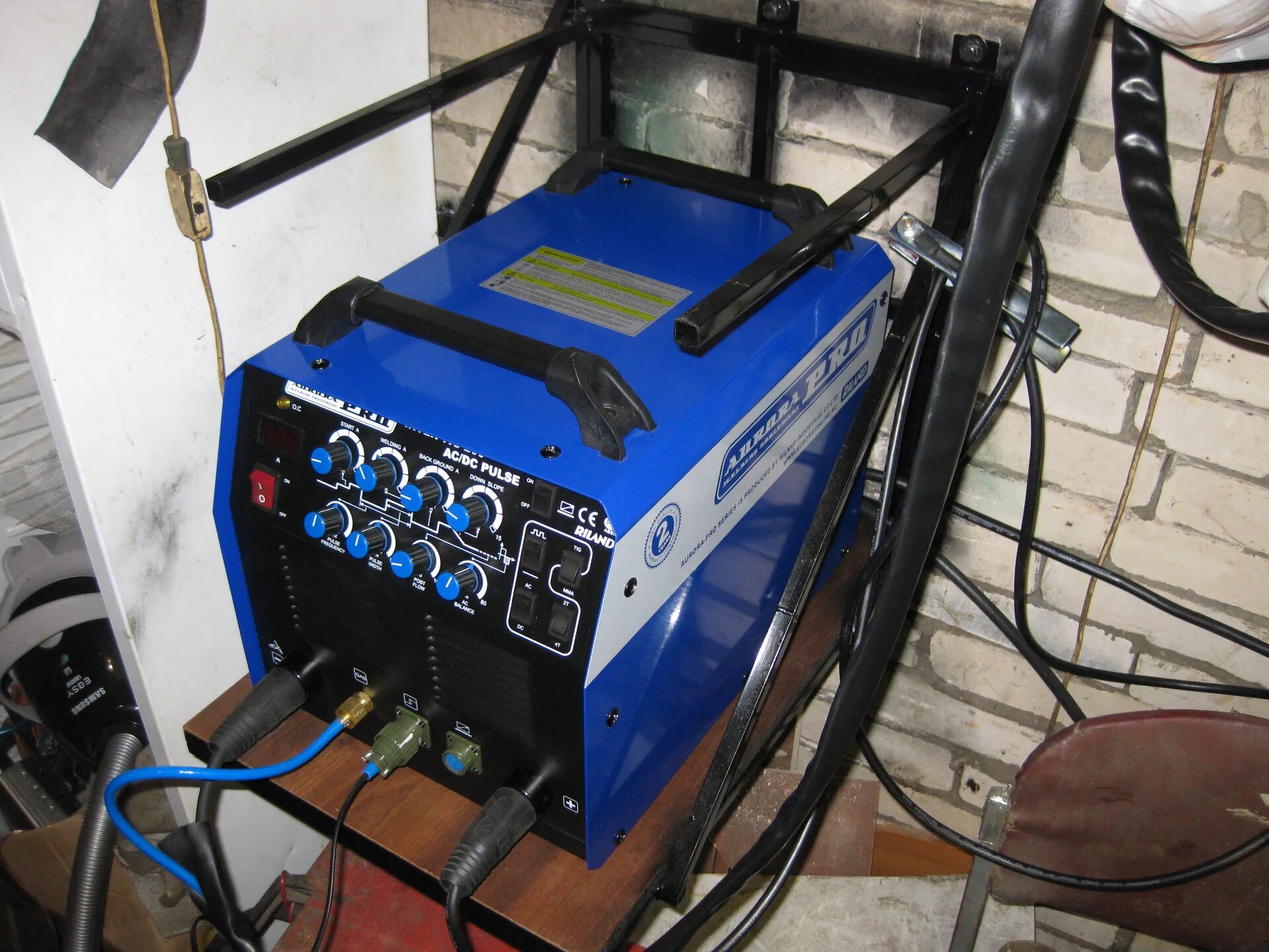 Водородный сварочный аппарат лига. Сварог миг 3500 сварочный полуавтомат. Сварочный аппарат tig 500 ac/dc. Сварочный полуавтомат аппарат lincoln. Сварочный инверторный аппарат рдс аргон.