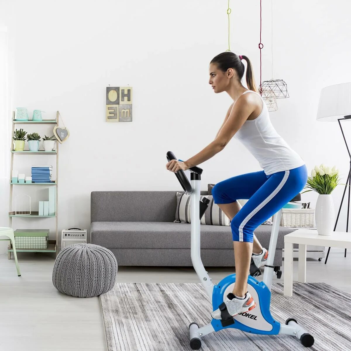 Вертикальный велотренажер marcy cl303. Девушка на тренажере. Вертикальный велотренажер avari a150-200. Упражнения на велотренажере. Как правильно тренироваться на велотренажере.