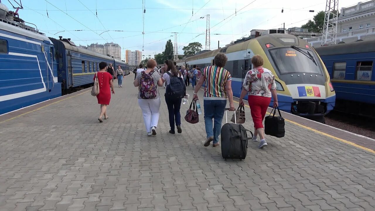 Поезд Кишинев Ungheni autobuze. Кишинев Унгены. Ungheni. Поезд Кишинев Одесса Chisinau. Поезд «Одесса-Кишинев-Одесса».